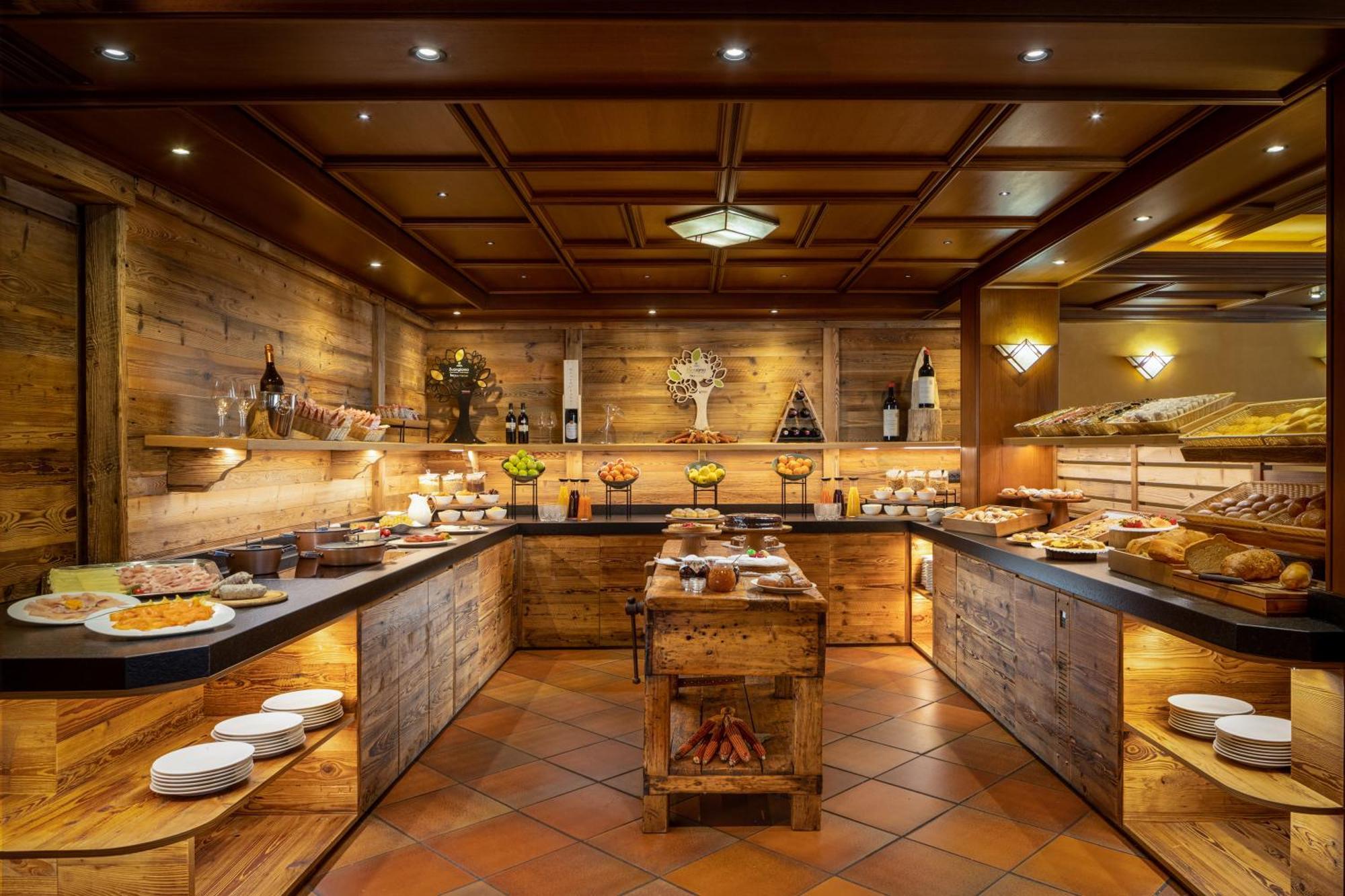 Hotel Splendid Madonna di Campiglio Exterior photo
